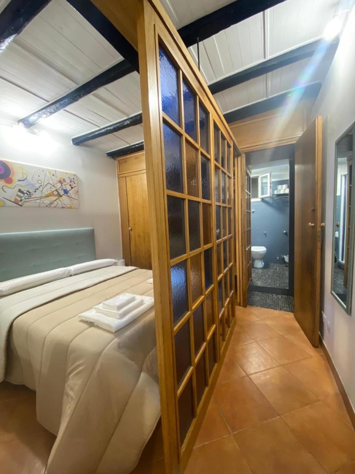 Casa Vicolo Moroni - Trastevere Рим Екстериор снимка