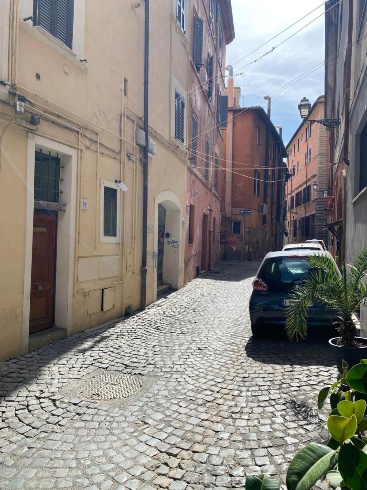 Casa Vicolo Moroni - Trastevere Рим Екстериор снимка